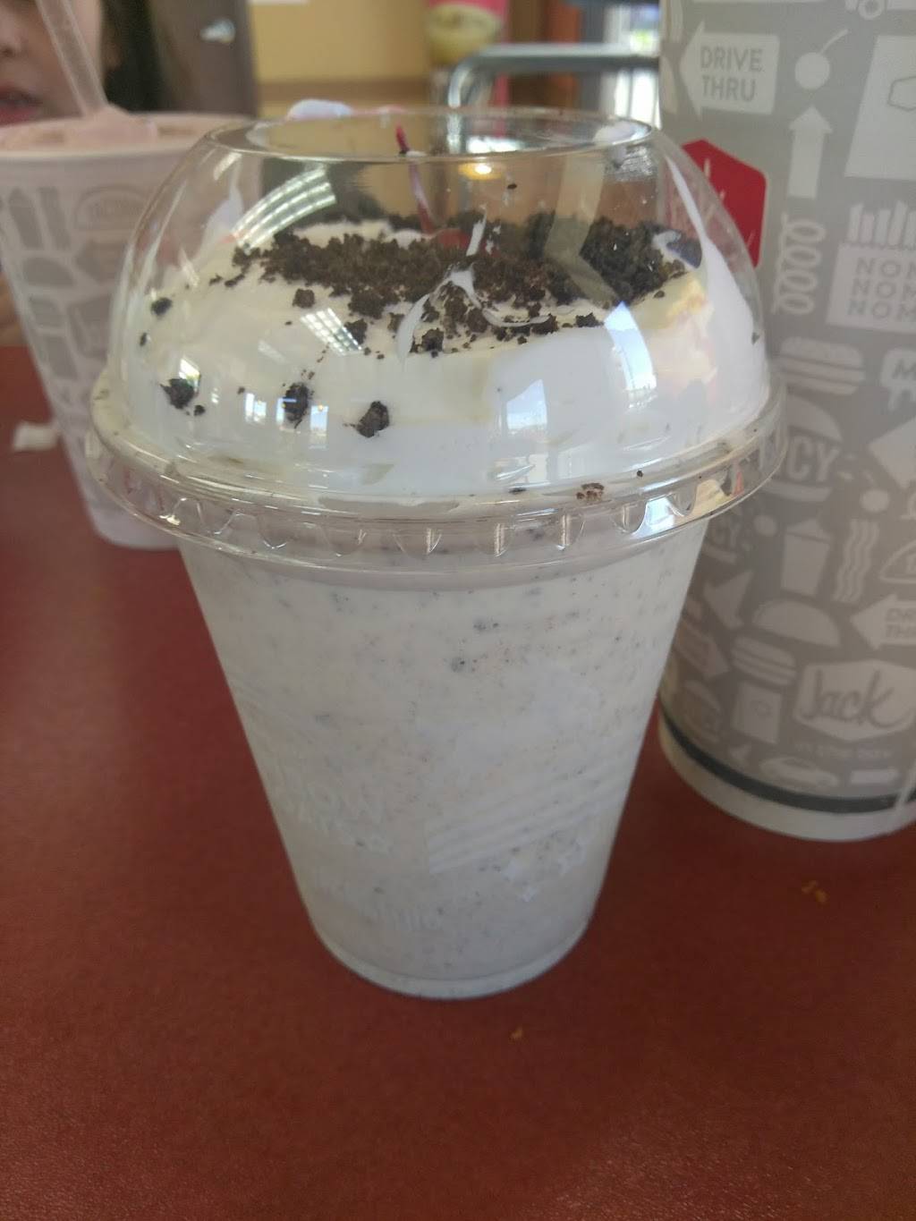 Jack in the Box | restaurant | 3025 E Shaw Ave, Fresno, CA 93710, USA | 5592927754 OR +1 559-292-7754