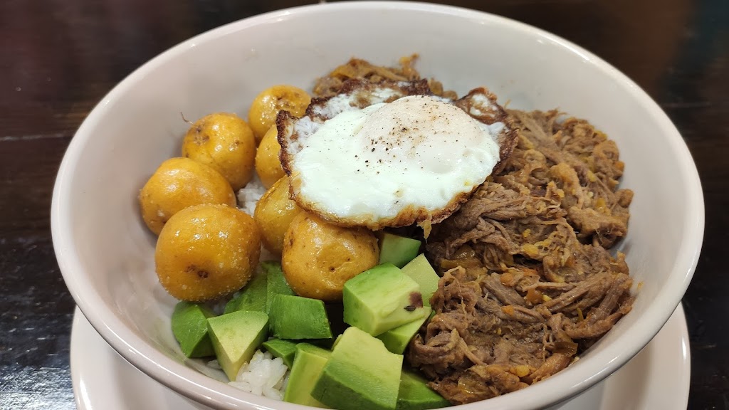 La Cocina de Martina | restaurant | 8349 NW 12th St, Miami, FL 33126, USA | 7865365795 OR +1 786-536-5795