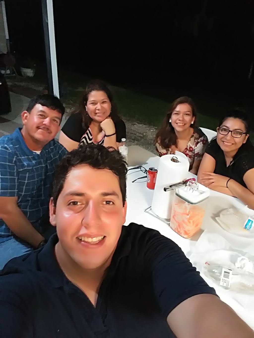 Pupusas La Galera | restaurant | Cleveland, TX 77327, USA | 7138351126 OR +1 713-835-1126