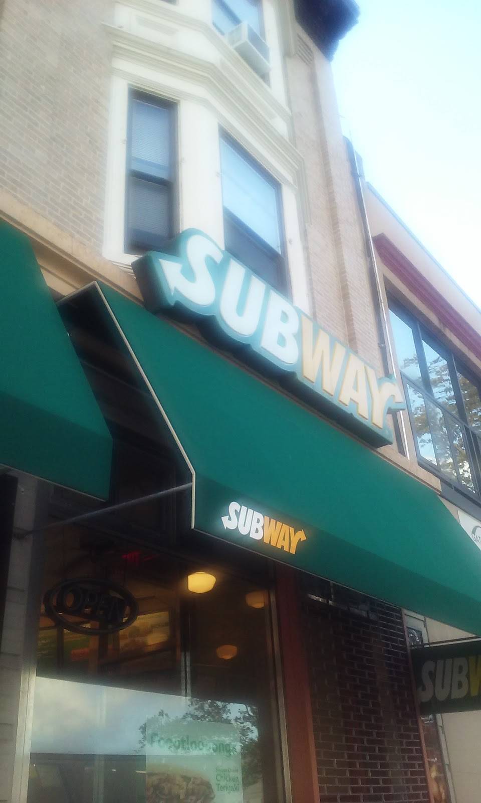 Subway Restaurants | restaurant | 150 Bay St, Staten Island, NY 10301, USA | 7187271777 OR +1 718-727-1777