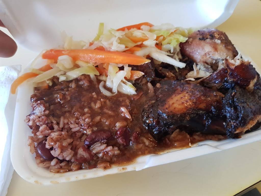 Jamaica House | restaurant | 2541 Finch Ave W, North York, ON M9M 2G1, Canada | 4167442913 OR +1 416-744-2913