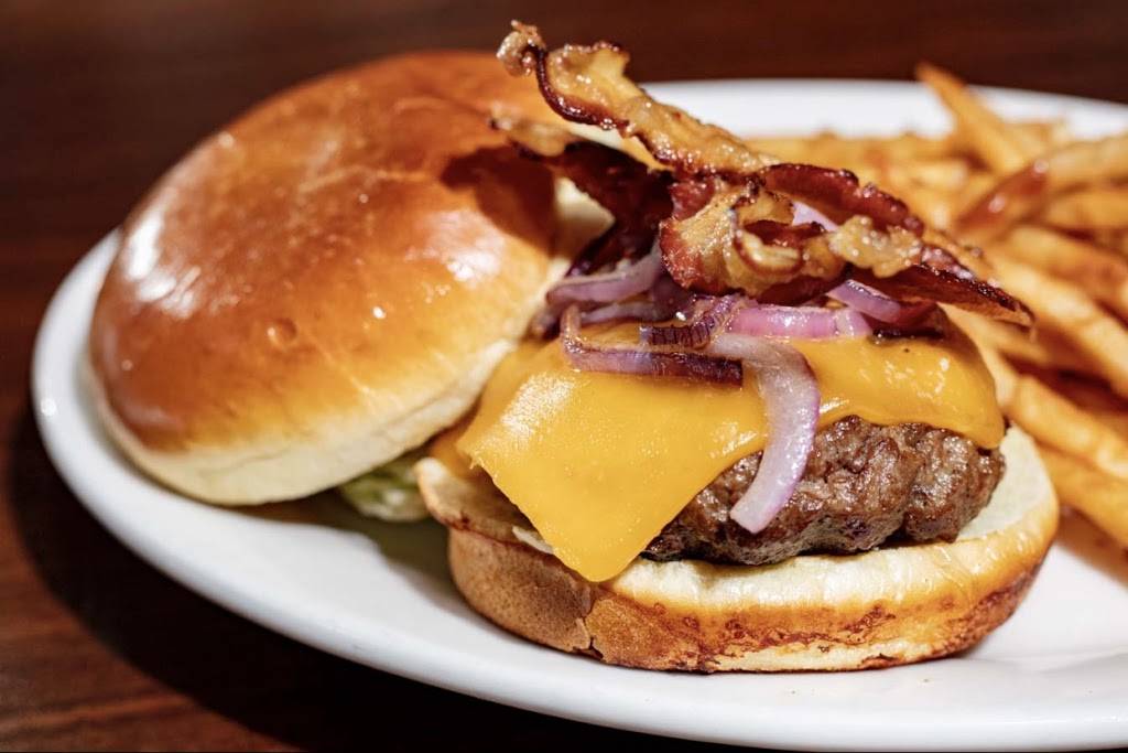 Division Street Tap | restaurant | 1419 N 15th Ave, Melrose Park, IL 60160, USA | 7082238928 OR +1 708-223-8928