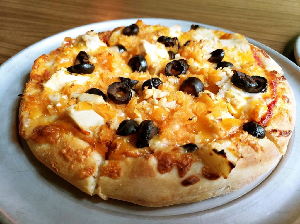 Flying Pie Pizzaria-Eagle | restaurant | 398 S Eagle Rd, Eagle, ID 83616, USA | 2083985300 OR +1 208-398-5300