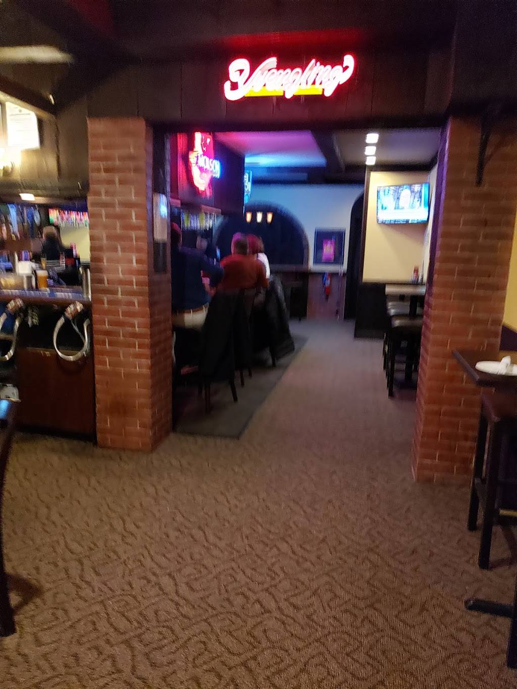 Chesters Cajun Grill | restaurant | 301 Cleveland Dr, Buffalo, NY 14215, USA | 7162599461 OR +1 716-259-9461