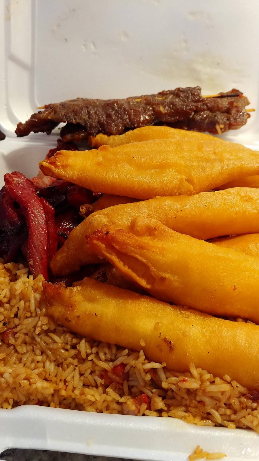 I Yit Ho Restaurant | restaurant | 4 Lake St # 3, Peabody, MA 01960, USA | 9785355095 OR +1 978-535-5095