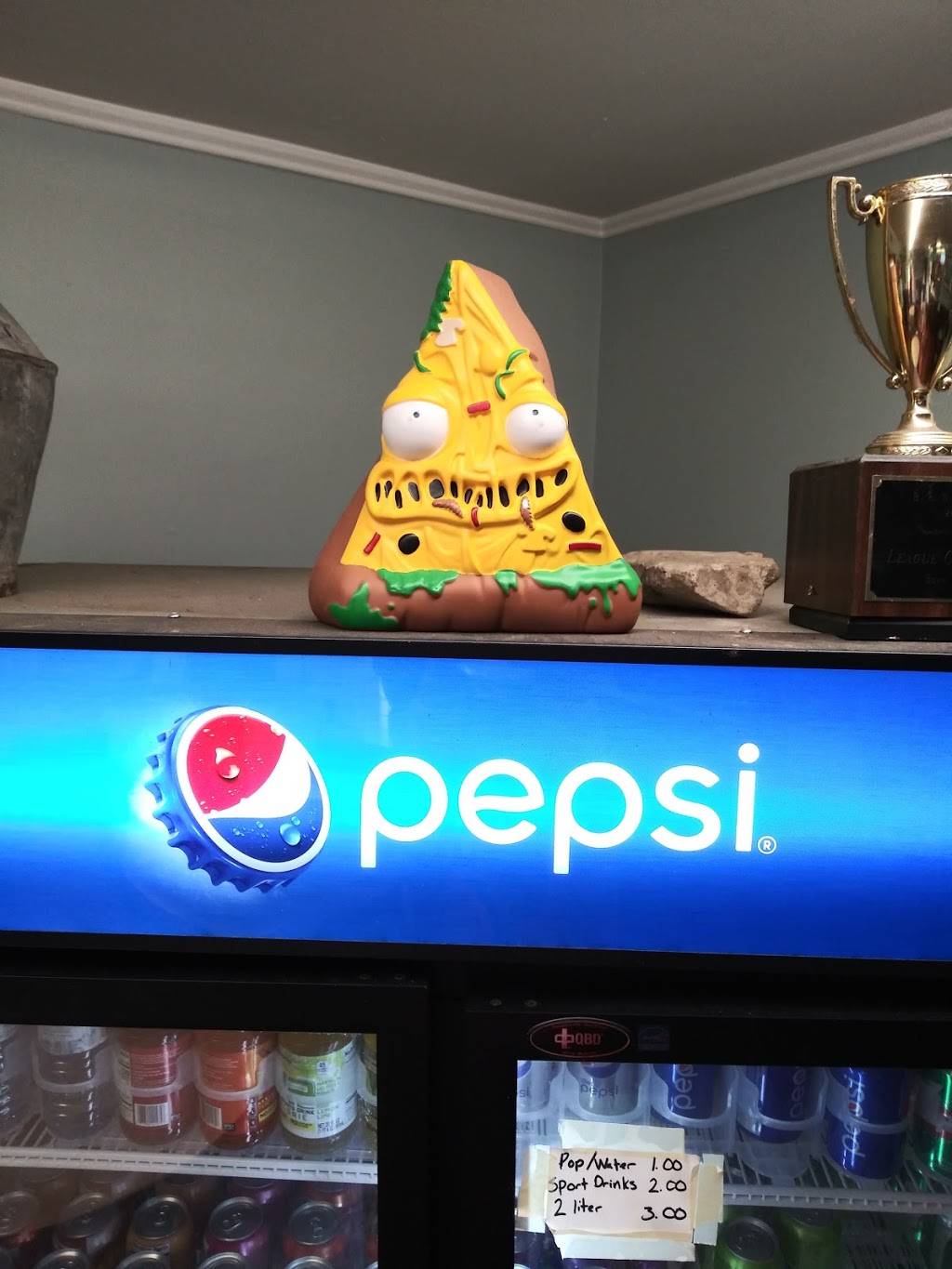 Ginos Pizza Place | restaurant | 351 Fries Rd, Tonawanda, NY 14150, USA | 7168368020 OR +1 716-836-8020