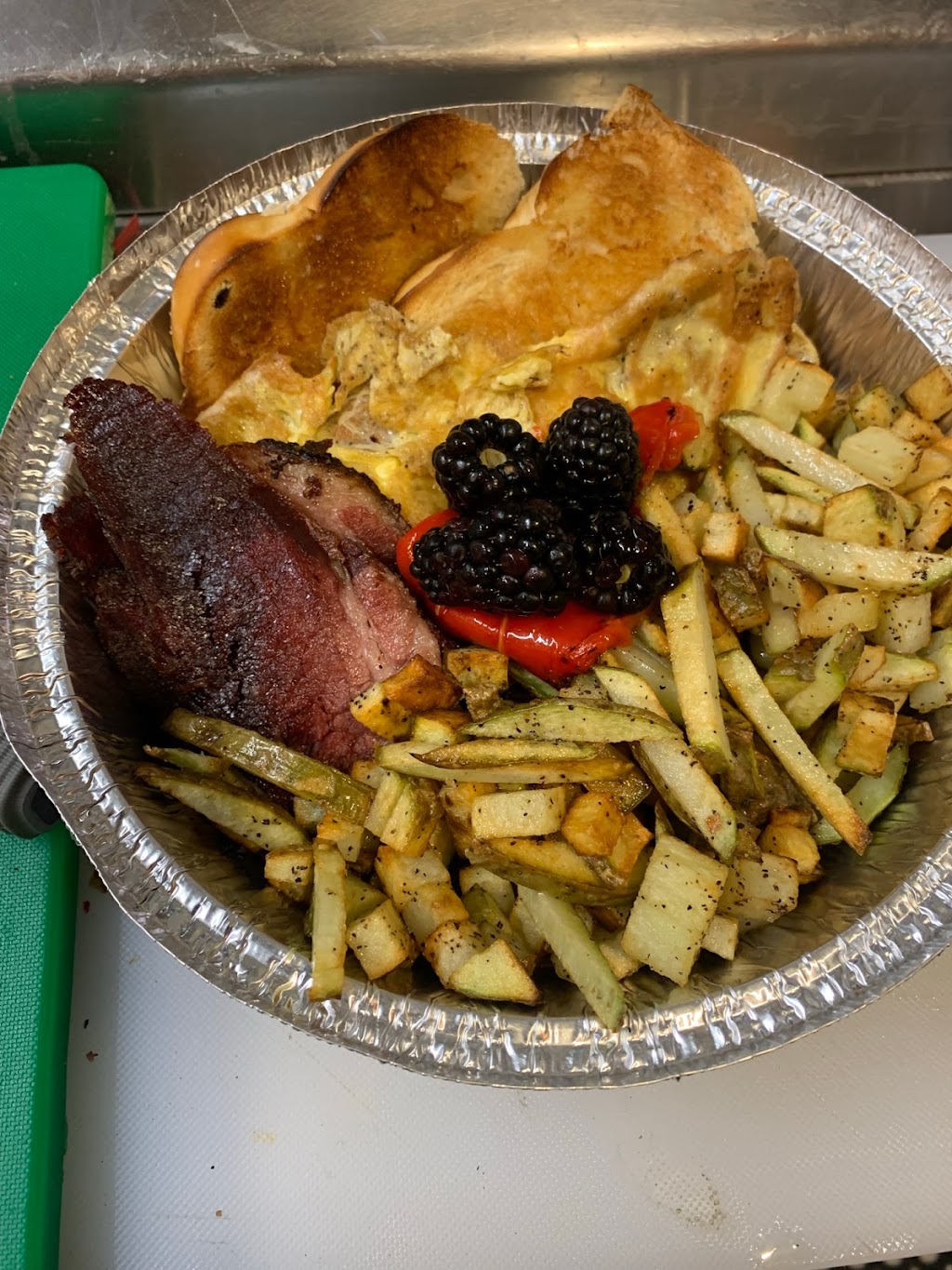 Miss Kathys Restaurant on 5th | restaurant | 1412 S 5th St, Philadelphia, PA 19147, USA | 2153002819 OR +1 215-300-2819