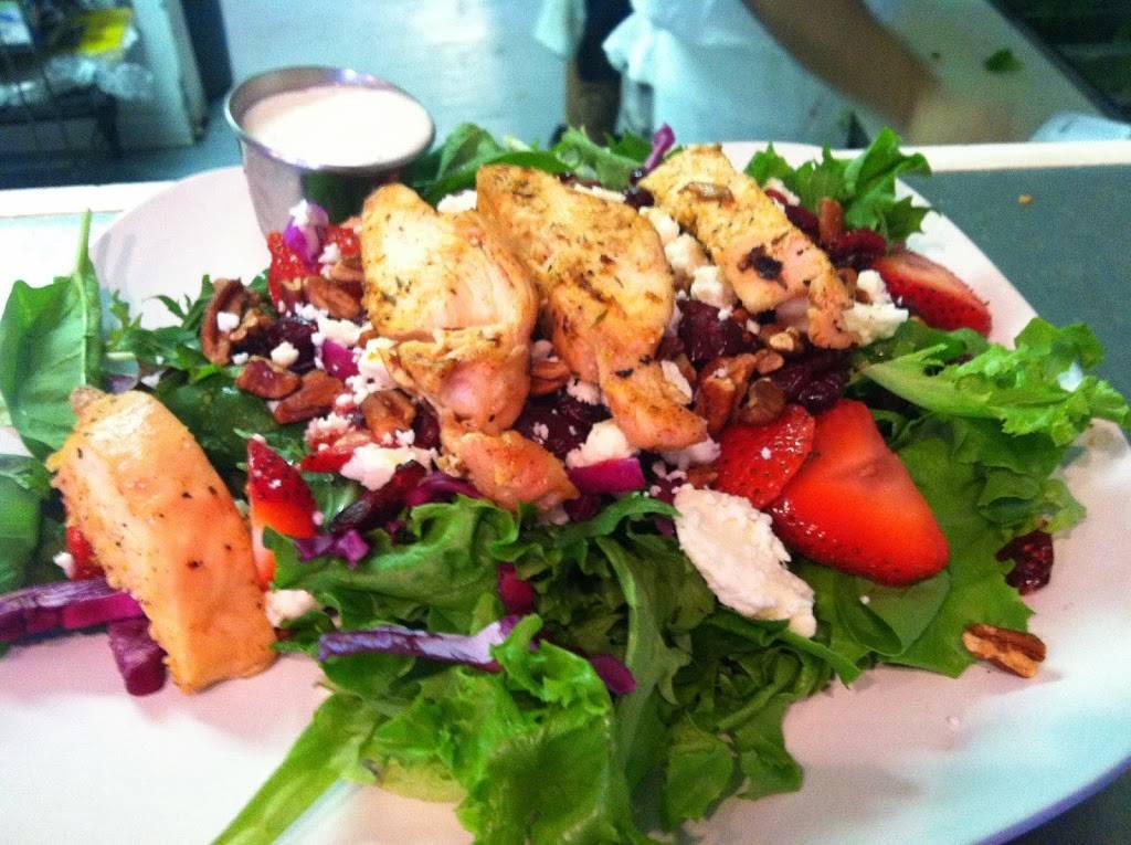 The Magnolia Cafe of Palatka LLC | cafe | 705 St Johns Ave, Palatka, FL 32177, USA | 3865302740 OR +1 386-530-2740