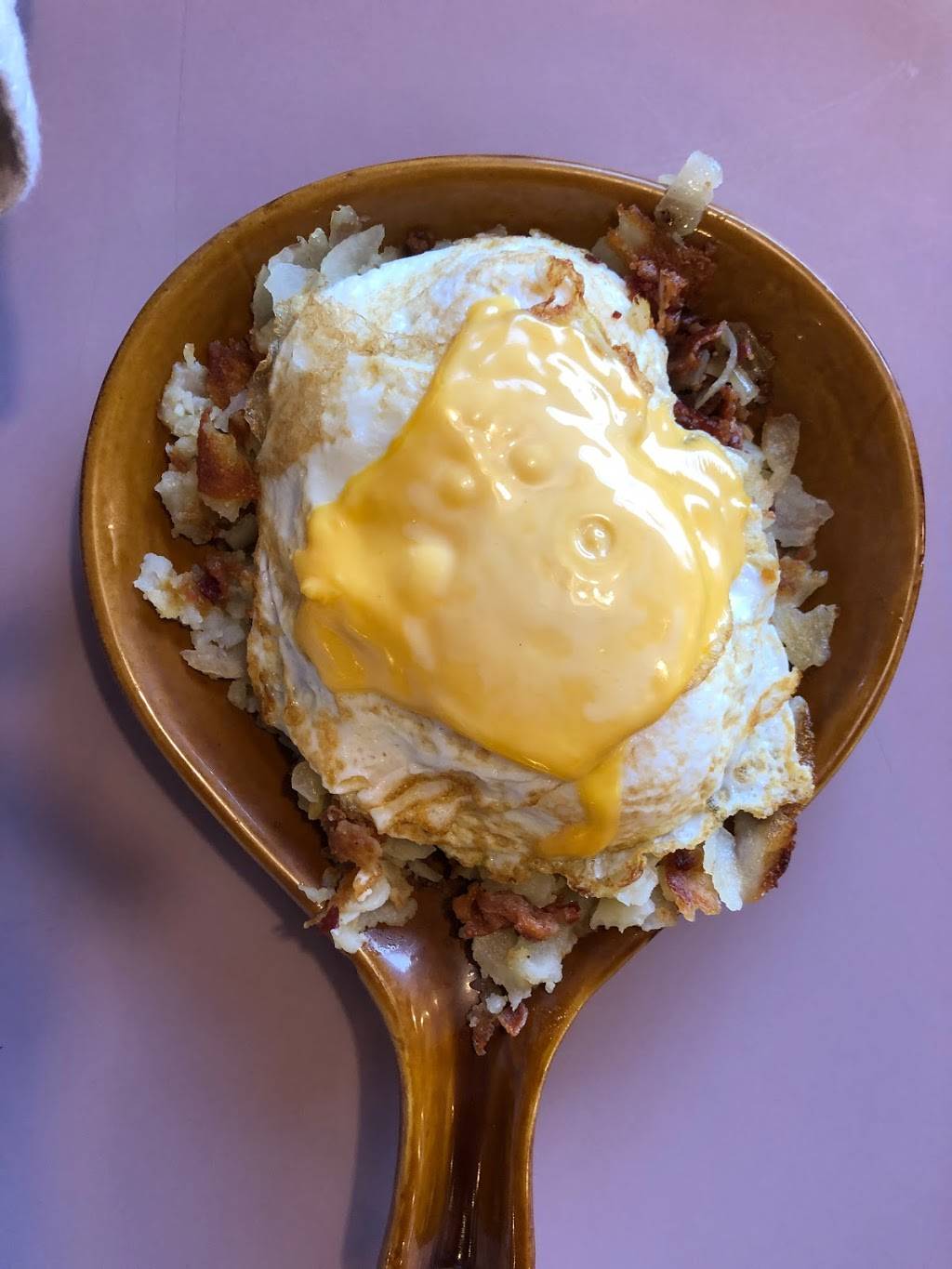 Michaels Family Restaurant | restaurant | 8417 W Cleveland Ave, West Allis, WI 53227, USA | 4145452302 OR +1 414-545-2302