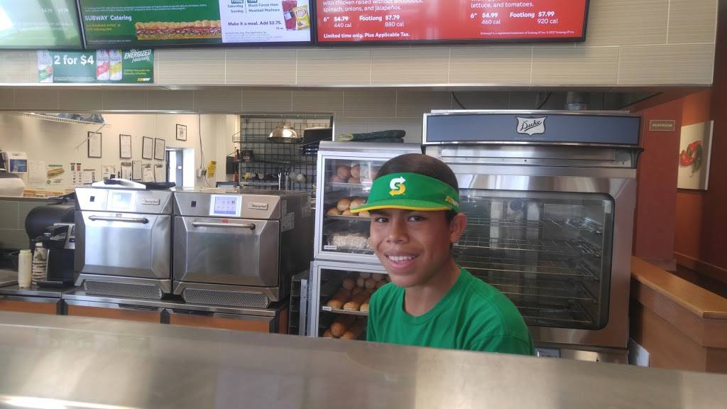 Subway Restaurants | restaurant | Gateway Retail Center, 1605 N Peoria Ave Suite I, Tulsa, OK 74106, USA | 9185249476 OR +1 918-524-9476