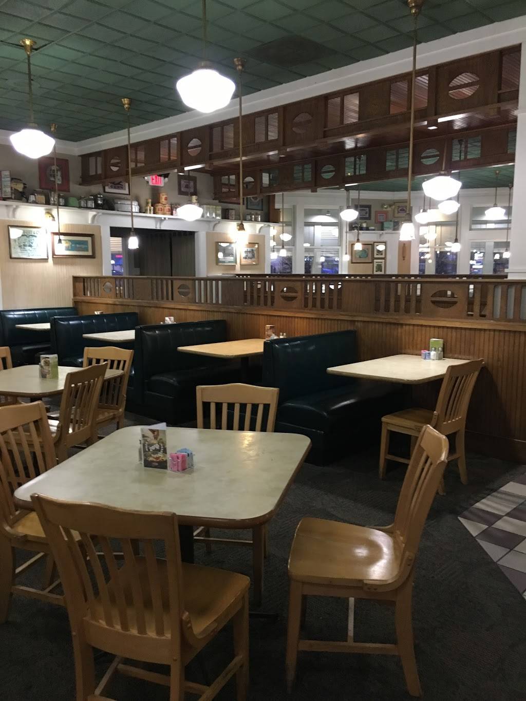 Piccadilly Cafeteria | restaurant | 1536 Hwy 138 SE, Conyers, GA 30013, USA | 7703880055 OR +1 770-388-0055