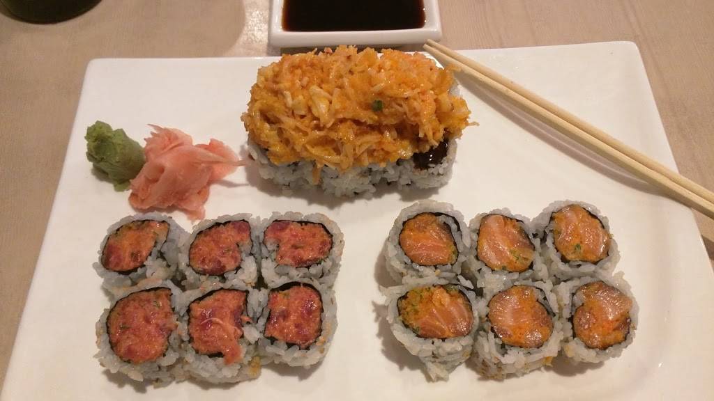 Fuji | restaurant | 698 Hancock St, Quincy, MA 02170, USA | 6177730888 OR +1 617-773-0888