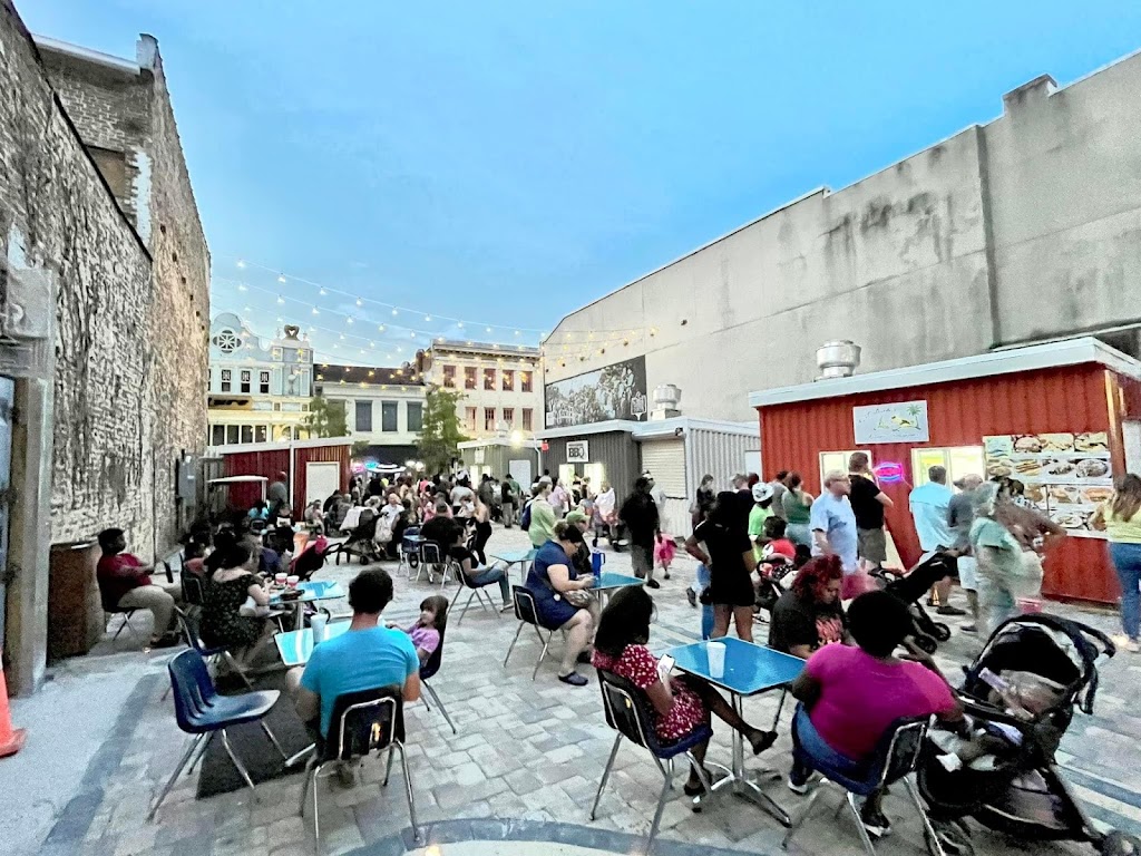 Las catrachas | restaurant | 8010 Airport Boulevard, 267 Dauphin street, Mobile, AL 36608, USA | 2513828229 OR +1 251-382-8229