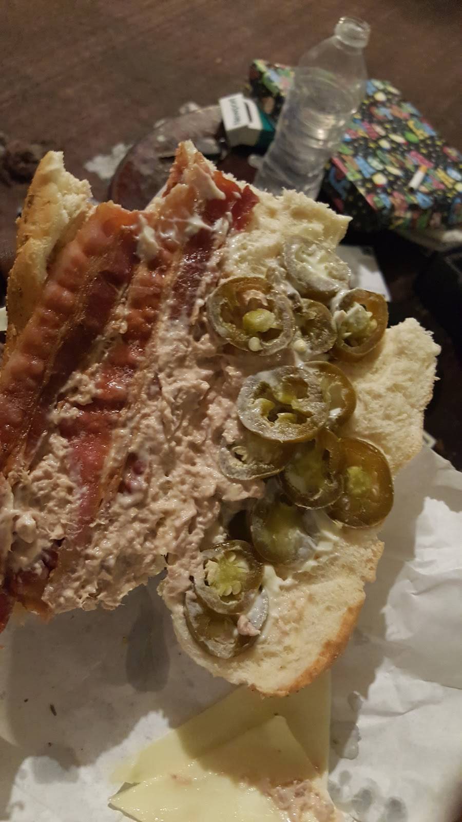 Subway | restaurant | 15845 Whyte Hardee Blvd, Hardeeville, SC 29927, USA | 8437842330 OR +1 843-784-2330