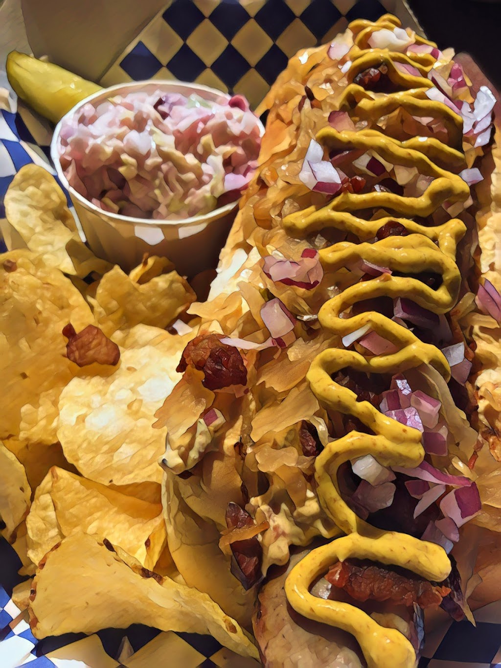 War Memorial Beer Garden | restaurant | 750 N Lincoln Memorial Dr, Milwaukee, WI 53202, USA | 4145347289 OR +1 414-534-7289