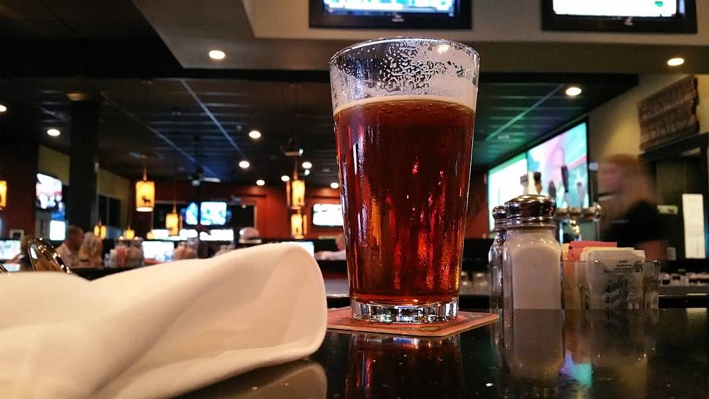 Blue Moose | restaurant | 10064 Woodland Rd, Lenexa, KS 66220, USA | 9132136950 OR +1 913-213-6950