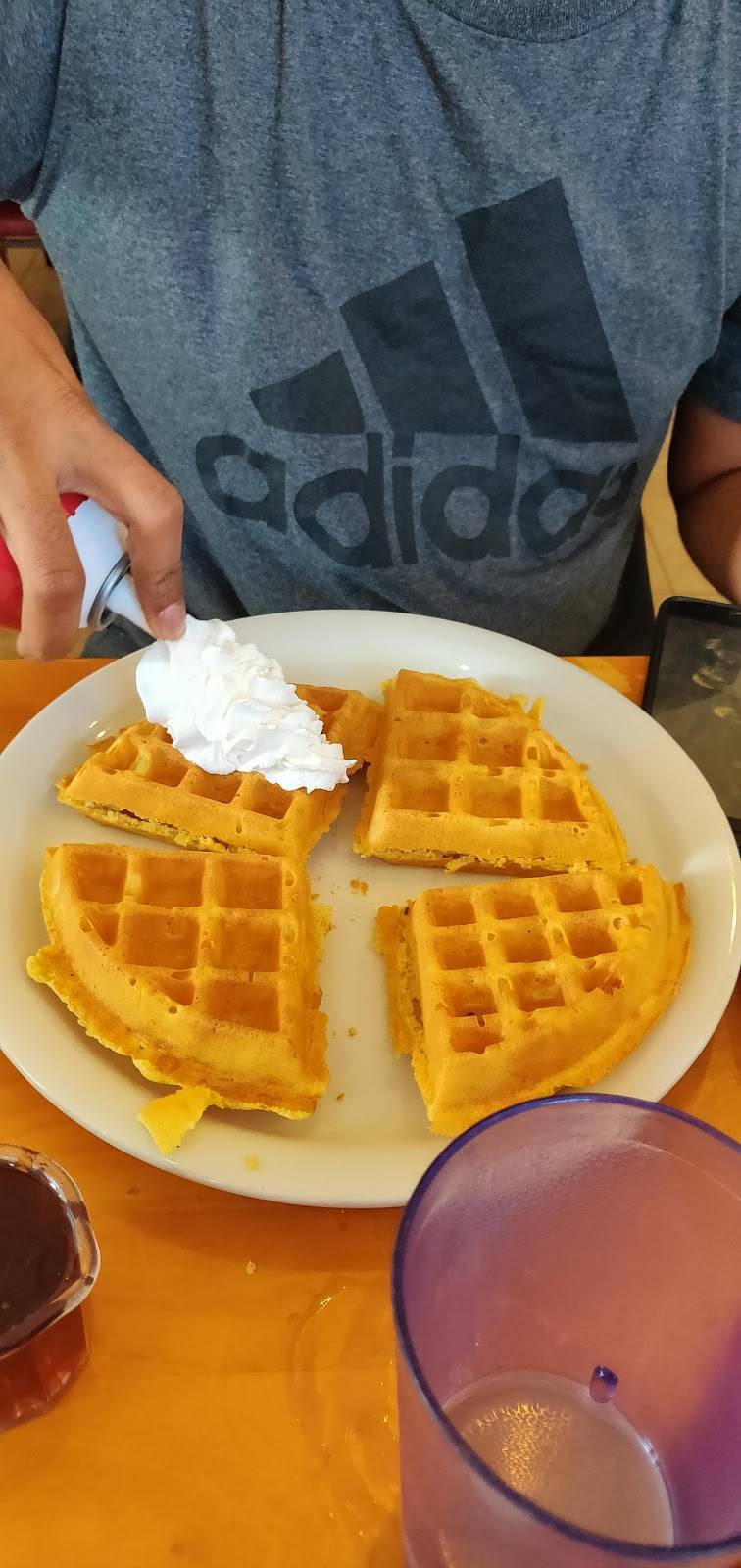 Granmas House of Pancakes | restaurant | 45817 Mound Rd, Shelby Charter Twp, MI 48317, USA | 5863236441 OR +1 586-323-6441