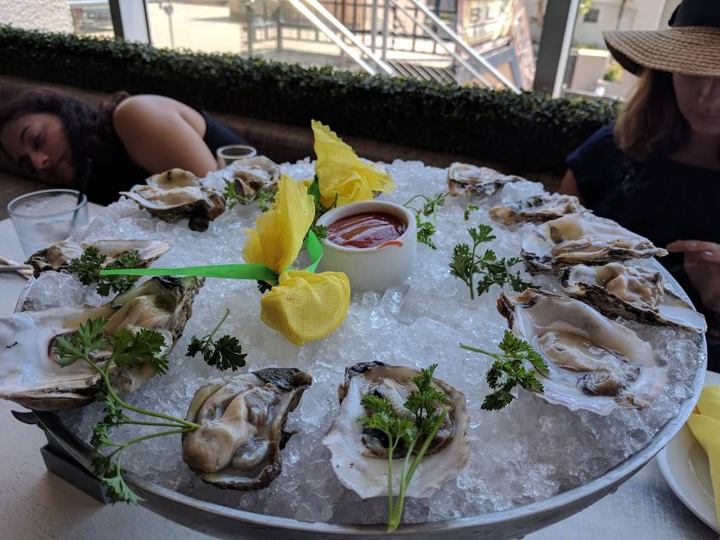 BJs Restaurant & Brewhouse | restaurant | 200 Main St, Huntington Beach, CA 92648, USA | 7143742224 OR +1 714-374-2224