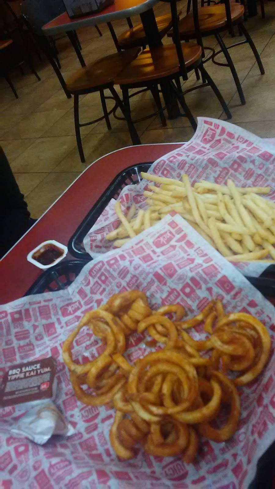 Jack in the Box | restaurant | 605 I St, Reedley, CA 93654, USA | 5596377178 OR +1 559-637-7178