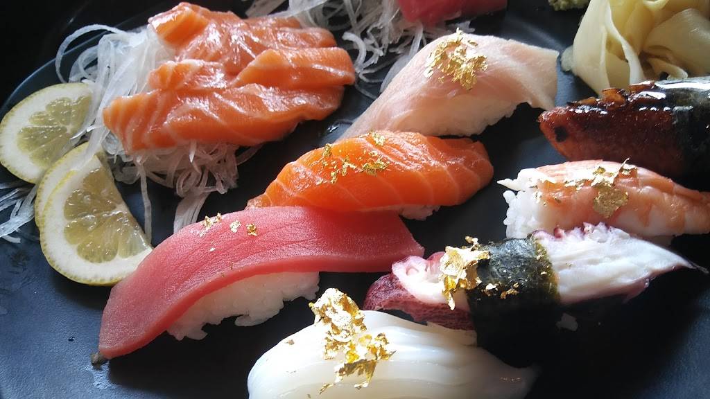 Yo Sushi | restaurant | 114 Robles Way, Vallejo, CA 94591, USA | 7076471100 OR +1 707-647-1100