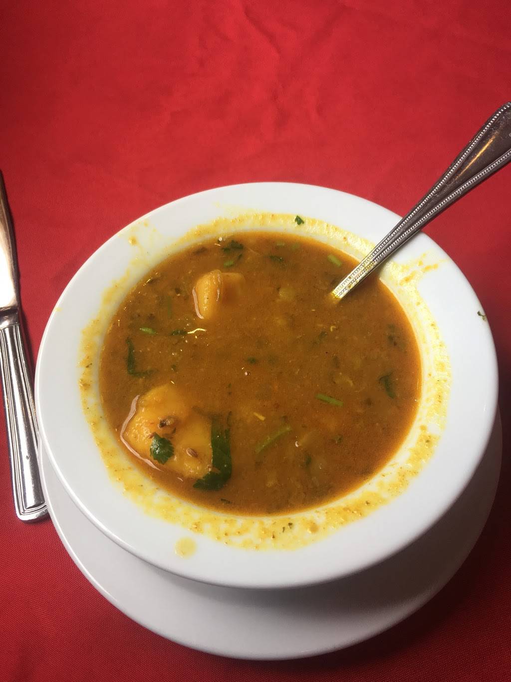 Curry Village | restaurant | 306 George St N, Peterborough, ON K9J 3H2, Canada | 7057421432 OR +1 705-742-1432