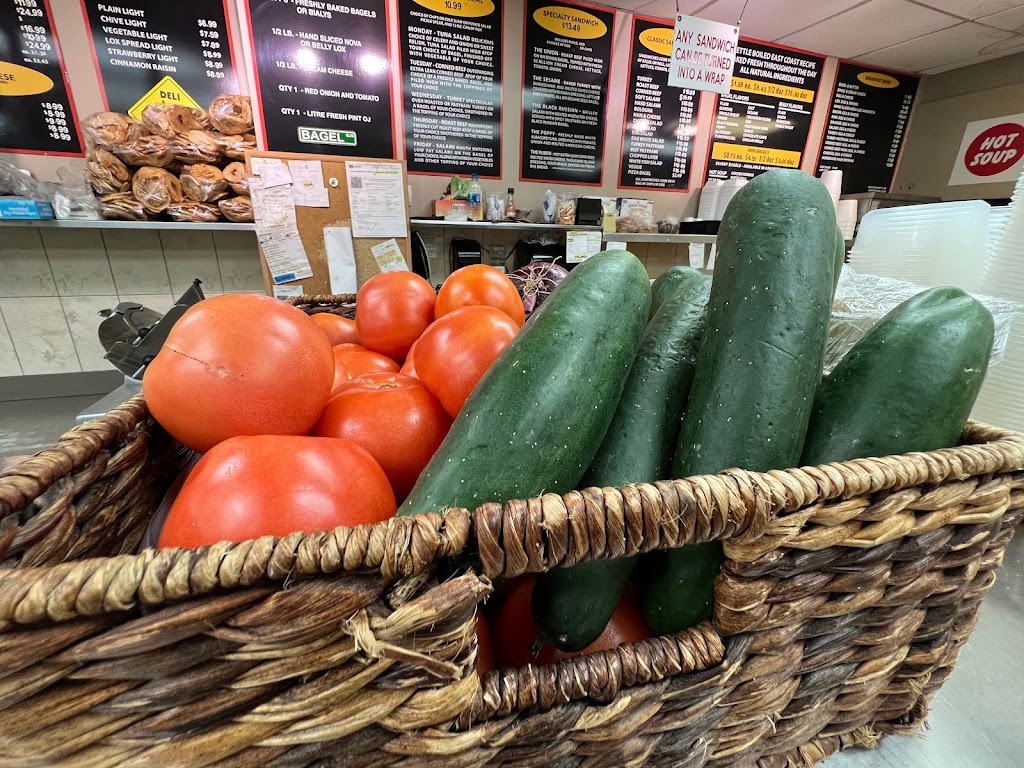 Upper Crust Bagels - Northbrook | bakery | 2831 Dundee Rd, Northbrook, IL 60062, USA | 8475599229 OR +1 847-559-9229