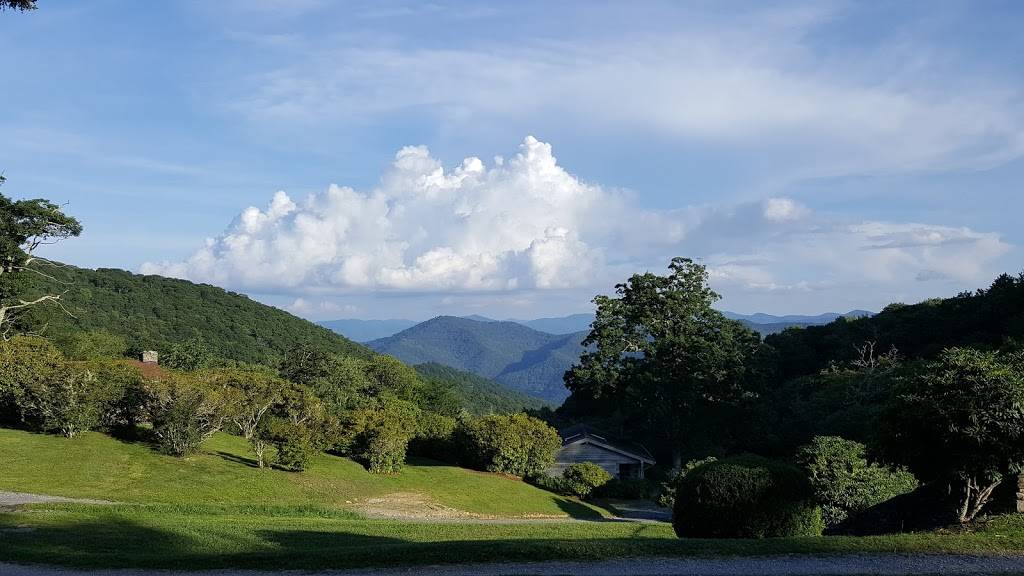 Cataloochee Ranch | restaurant | 119 Ranch Dr, Maggie Valley, NC 28751, USA | 8289261401 OR +1 828-926-1401