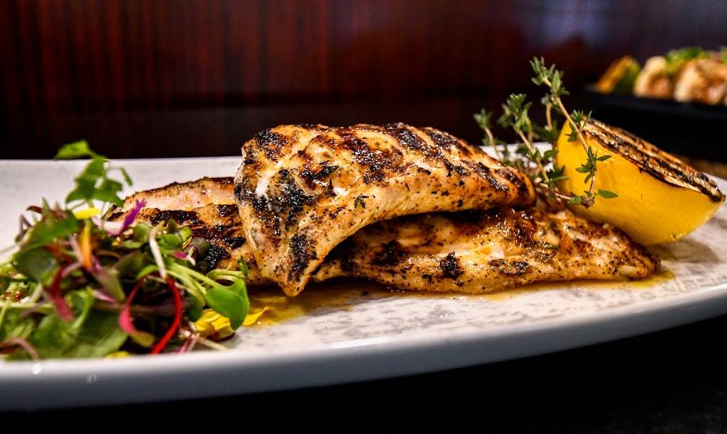 Shift Restaurant and Bar | restaurant | 24253 State Line Rd, Lawrenceburg, IN 47025, USA | 8127477512 OR +1 812-747-7512