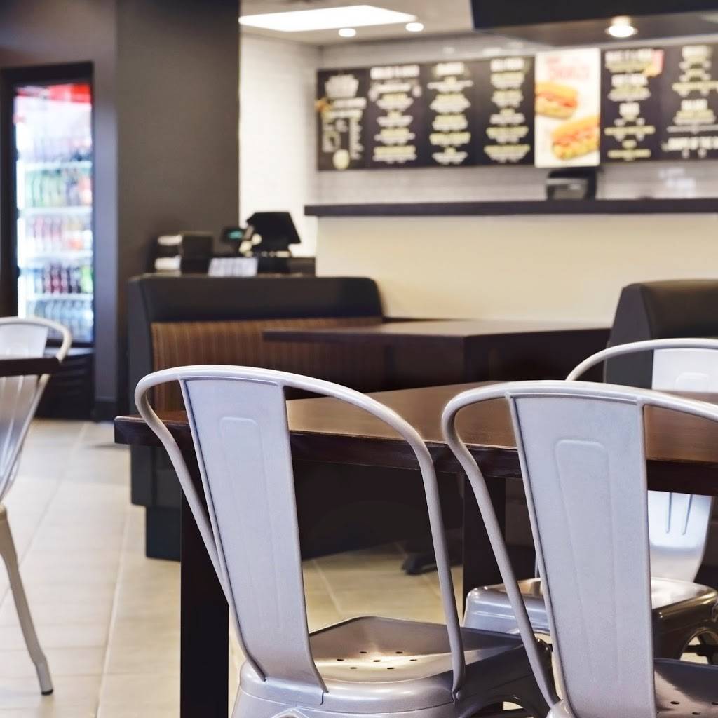 Cousins Subs | meal takeaway | 5652 S 108th St, Hales Corners, WI 53130, USA | 4144253140 OR +1 414-425-3140