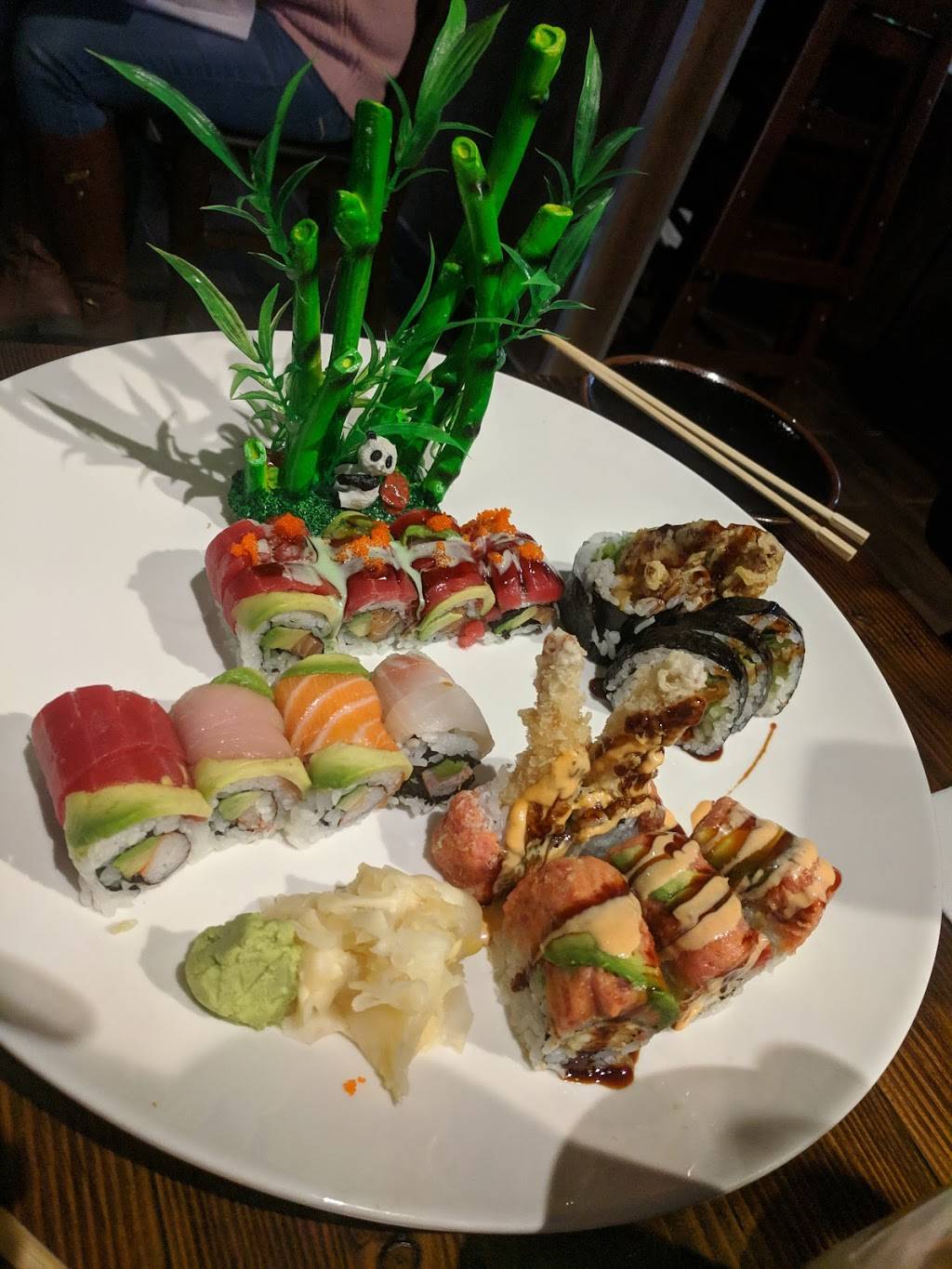 Passion Fin | restaurant | 7320 Atlas Walk Way, Gainesville, VA 20155, USA | 5712482381 OR +1 571-248-2381