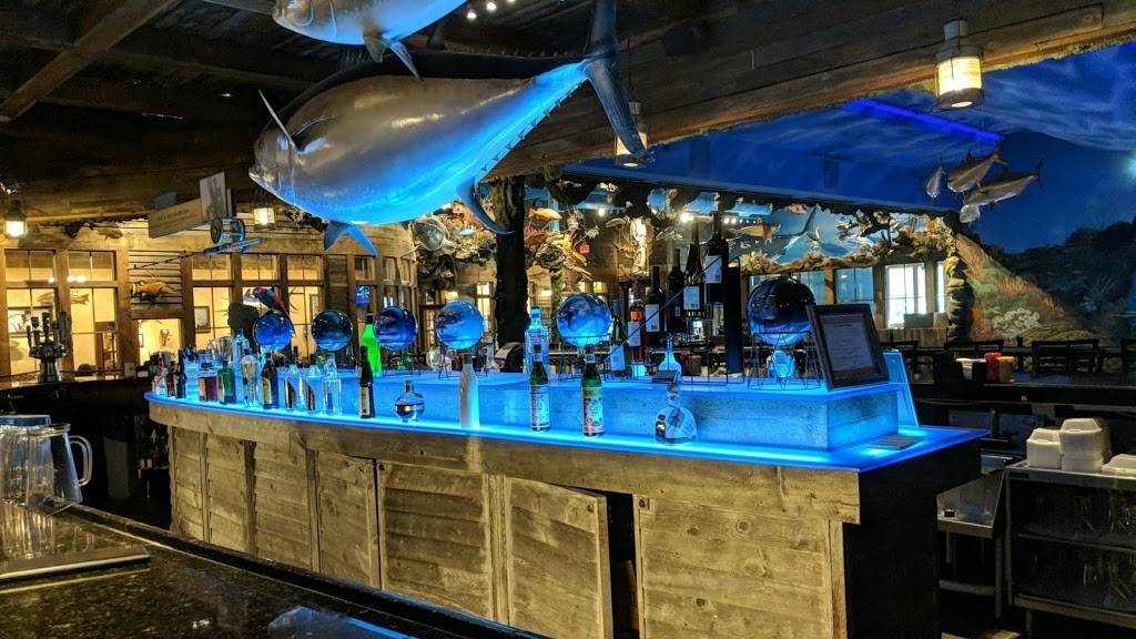 Uncle Bucks Fish Bowl and Grill | restaurant | 1 Bass Pro Dr, Bristol, TN 37620, USA | 4239905100 OR +1 423-990-5100