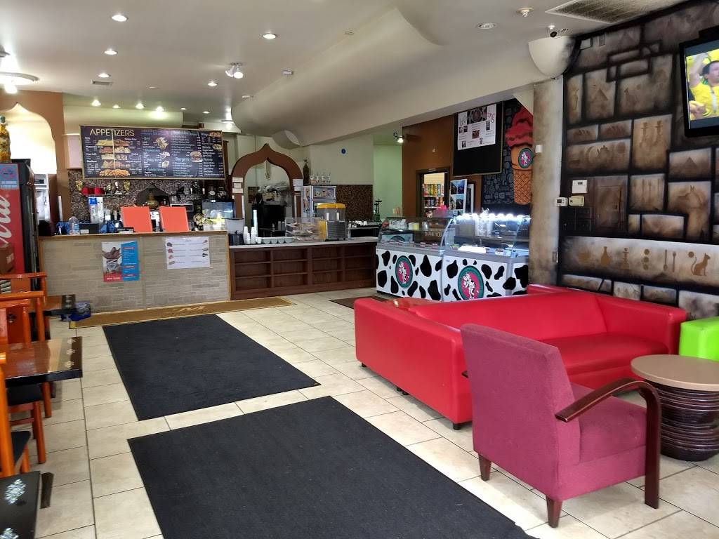 Maxwells Cafe and Grill | restaurant | 801 4th St SE, Minneapolis, MN 55414, USA | 6123314585 OR +1 612-331-4585