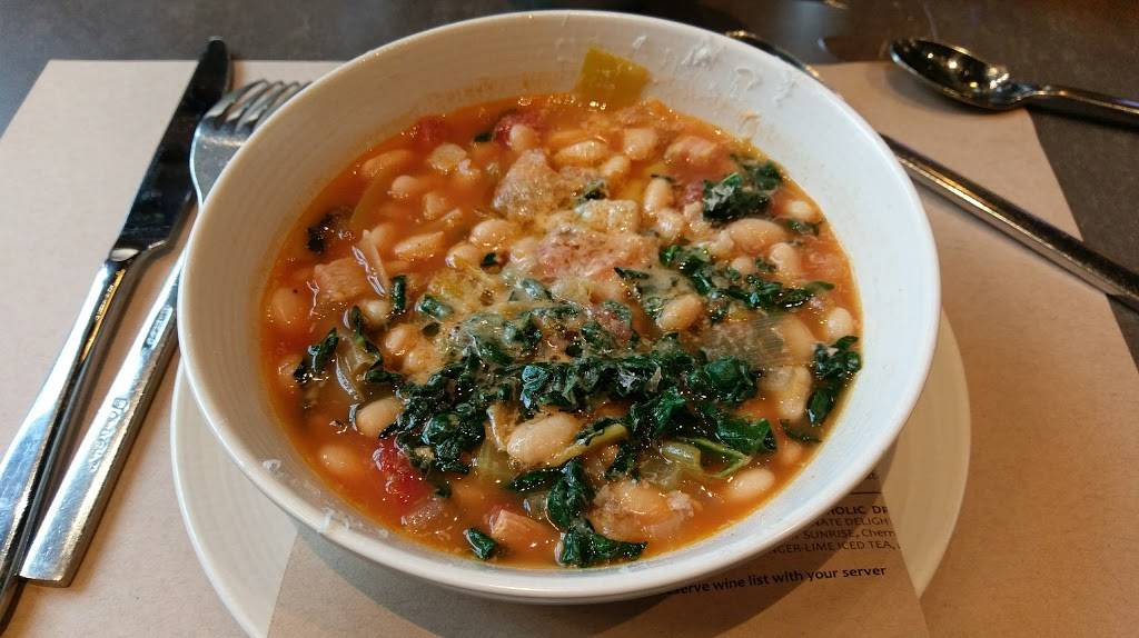 Wolfgang Puck Bar & Grill | restaurant | 10955 Oval Park Dr, Las Vegas, NV 89135, USA | 7022026300 OR +1 702-202-6300