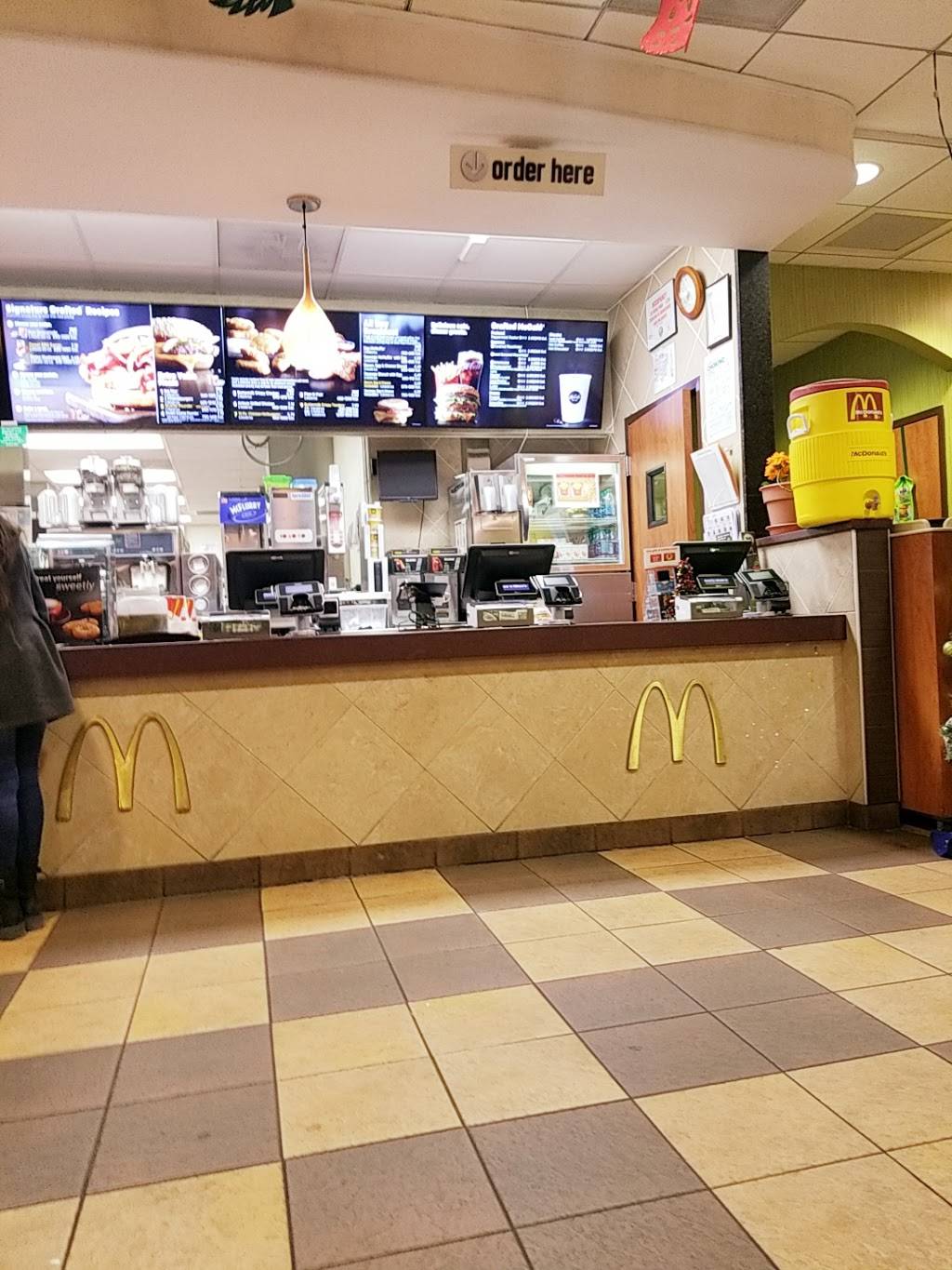 McDonalds | cafe | 4546 N Kedzie Ave, Chicago, IL 60625, USA | 7735834395 OR +1 773-583-4395