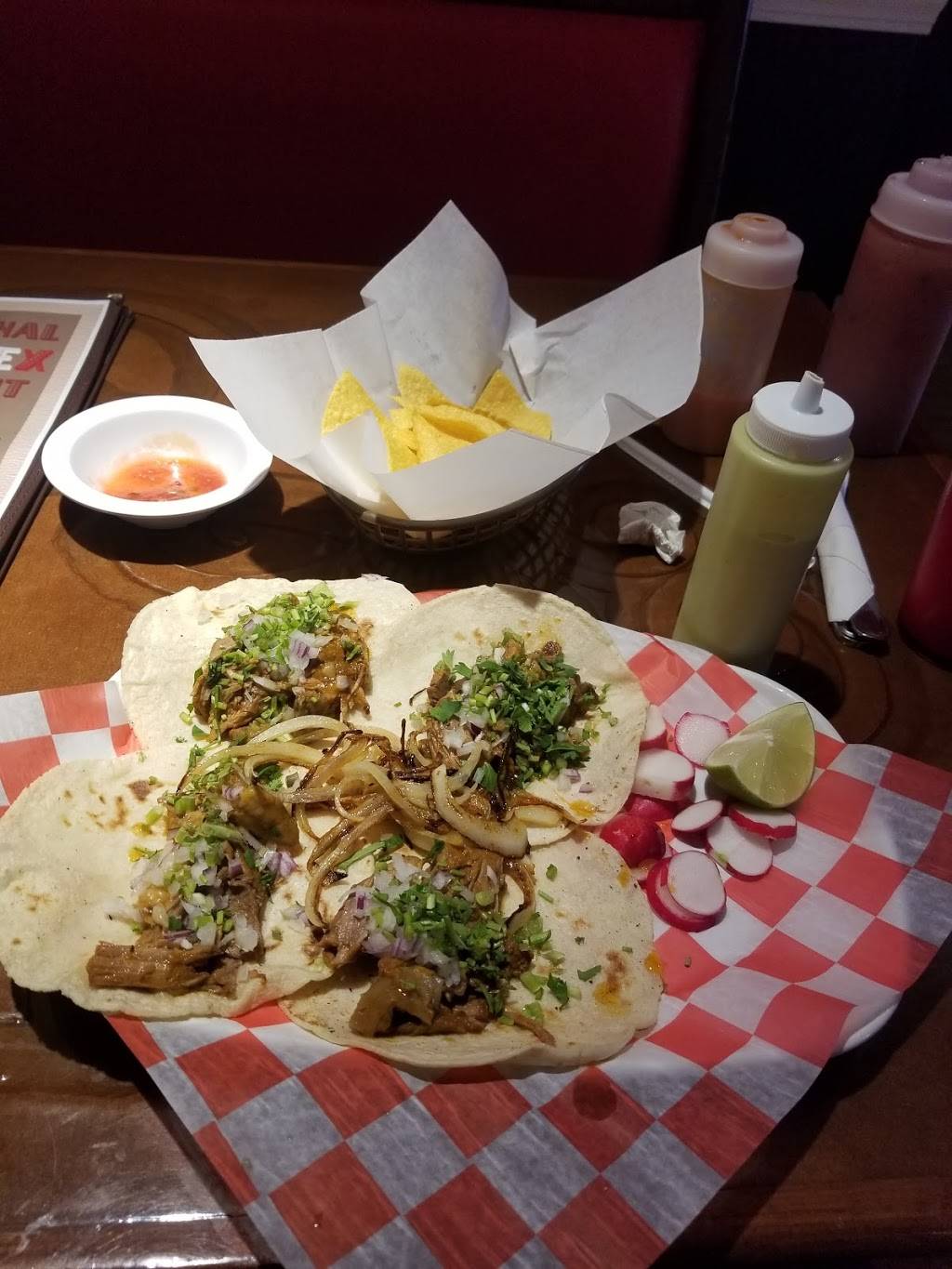 Lucys Traditional Tex Mex | restaurant | 530 W Lincoln Ave, Chandler, IN 47610, USA | 8125880020 OR +1 812-588-0020