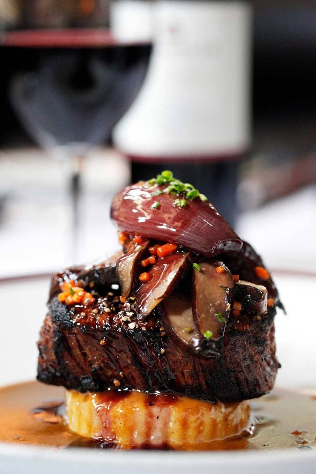 Chops Lobster Bar | restaurant | 70 West Paces Ferry Rd NW, Atlanta, GA 30305, USA | 4042622675 OR +1 404-262-2675