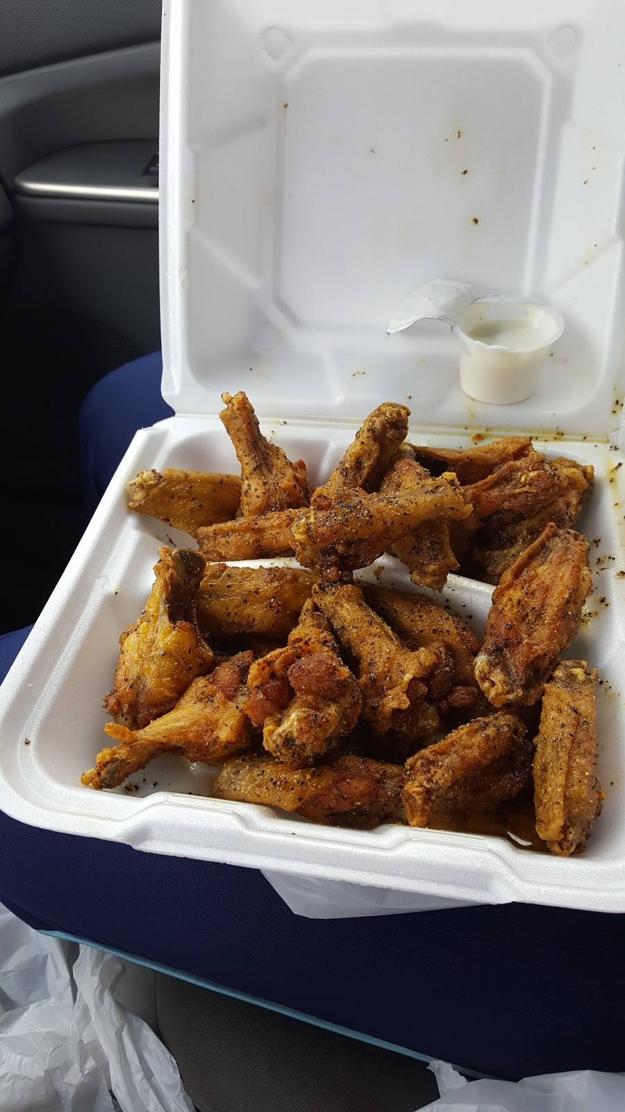 L Ts Wings | restaurant | 1160 Fairburn Rd SW, Atlanta, GA 30331, USA | 4043490006 OR +1 404-349-0006