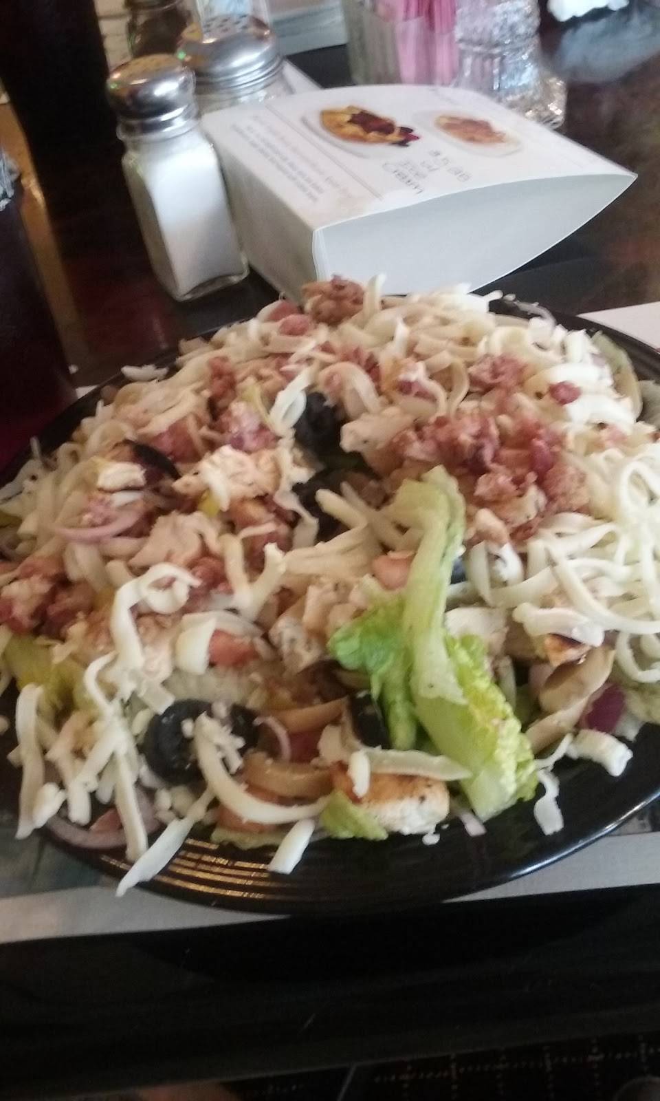 Marinos Italian Restaurant | restaurant | 1401 1st St, Victoria, VA 23974, USA | 4346961812 OR +1 434-696-1812