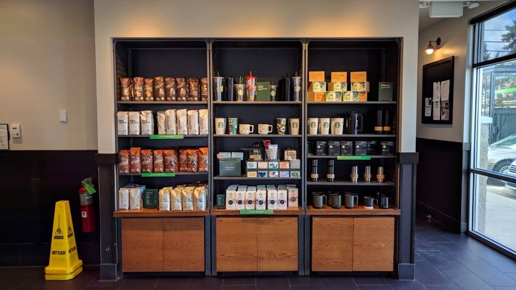 Starbucks | cafe | 4703 S 6th St, Milwaukee, WI 53221, USA | 4147447018 OR +1 414-744-7018