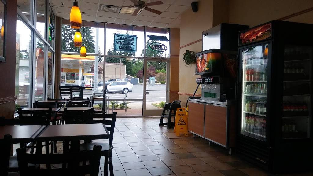 Subway | meal takeaway | 2412 196th St SW, Lynnwood, WA 98036, USA | 4256407171 OR +1 425-640-7171