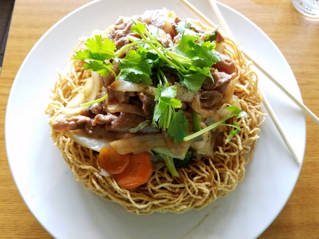 Pho Tre Bien Bistro | restaurant | 3737 N Mesa St E, El Paso, TX 79902, USA | 9153072334 OR +1 915-307-2334