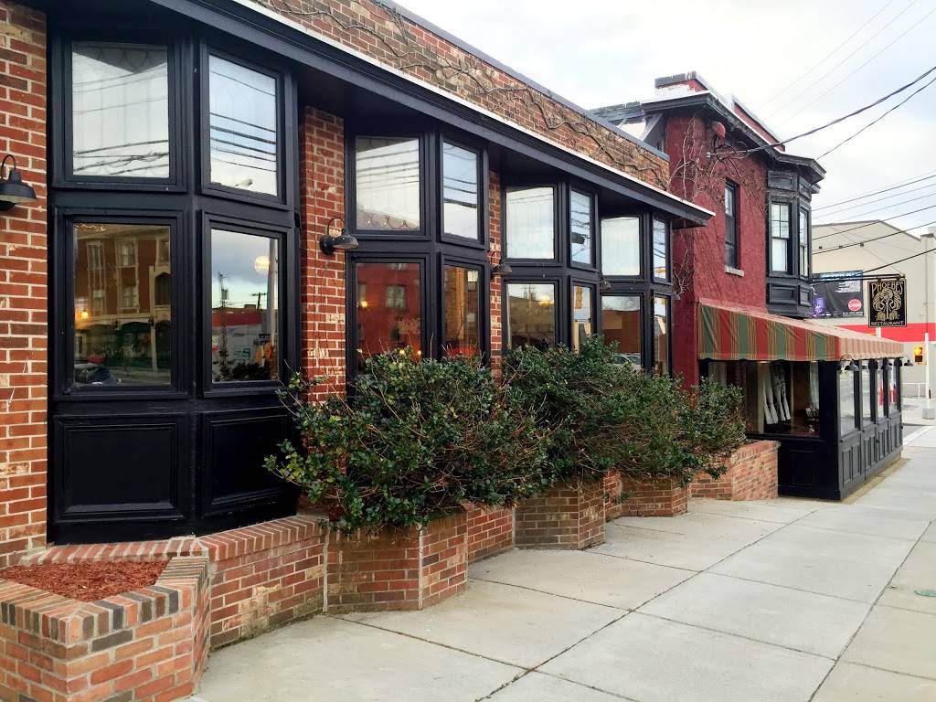 Phoebes Restaurant & Coffee Lounge | meal takeaway | 900 E Genesee St, Syracuse, NY 13244, USA | 3154755154 OR +1 315-475-5154