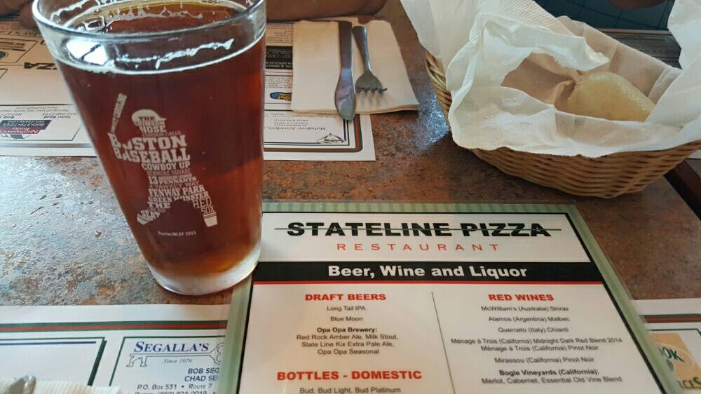 Stateline Pizza | restaurant | 340 N Elm St, Canaan, CT 06018, USA | 8608241554 OR +1 860-824-1554