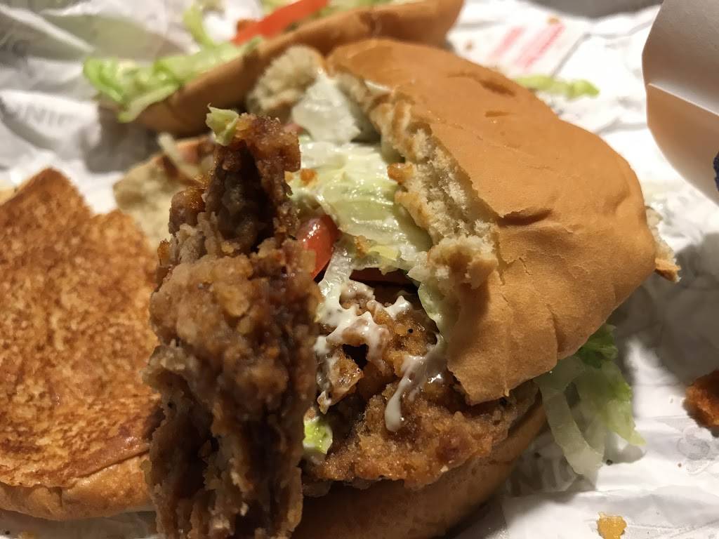 Sonic Drive-In | restaurant | 11003 Eagle Dr, Mont Belvieu, TX 77523, USA | 2815766999 OR +1 281-576-6999