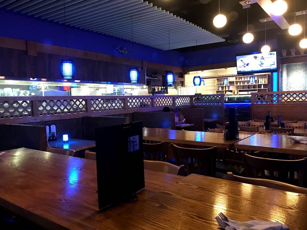 Blue Coast Asian Cuisine | restaurant | 8298 Champions Gate Blvd, Davenport, FL 33896, USA | 4074792023 OR +1 407-479-2023