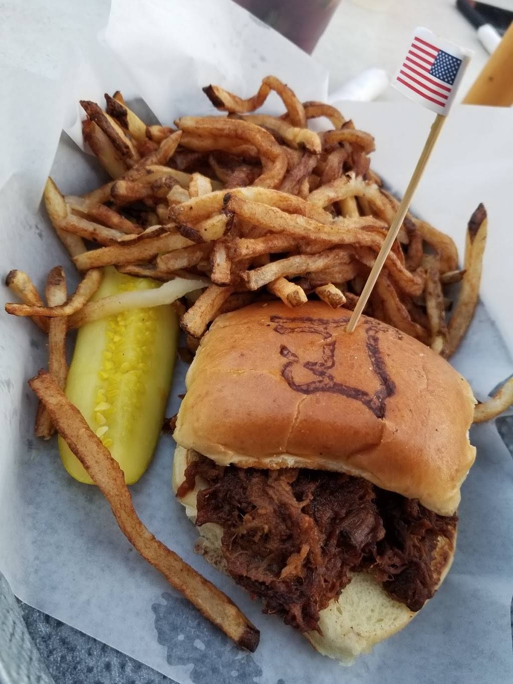 The Goat Restaurant and Whiskey Bar | restaurant | 20 L St, Hampton, NH 03842, USA | 6036016928 OR +1 603-601-6928