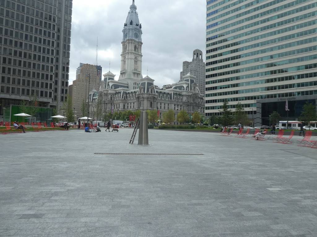 Two Penn Center Building | restaurant | 2 Penn Center Plz, Philadelphia, PA 19102, USA | 2155685468 OR +1 215-568-5468