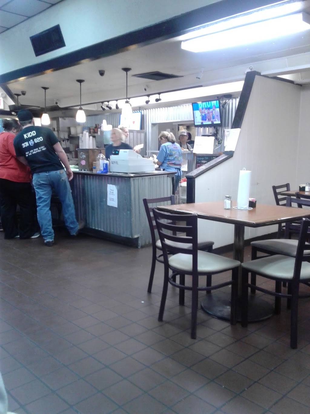 Buddys BBQ | restaurant | 103 Haynes St, Talladega, AL 35160, USA | 2563628851 OR +1 256-362-8851