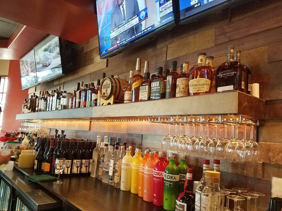 Griffin Tavern | restaurant | 5062 S Syracuse St, Denver, CO 80237, USA | 7204824038 OR +1 720-482-4038