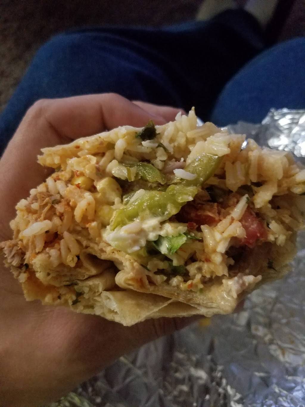 Chipotle | restaurant | 17599 Kenwood Trail, Lakeville, MN 55044, USA | 9528920110 OR +1 952-892-0110